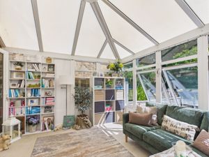 Sunroom other way - click for photo gallery